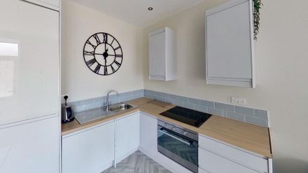 1 bedroom terraced house to rent - Photo 2