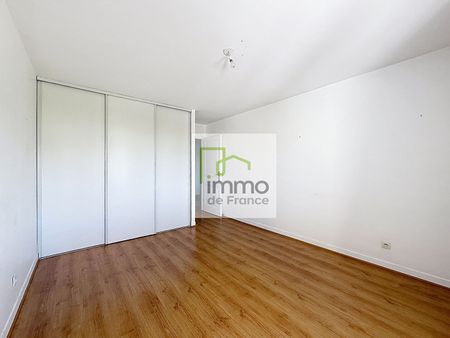 Location Appartement 3 pièces 96m² - Photo 5