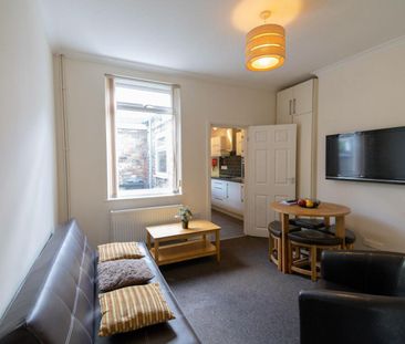 29, Farrar Street - Photo 2