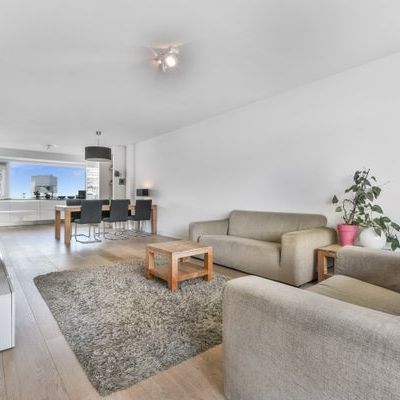 Arent janszoon ernststraat - Photo 1