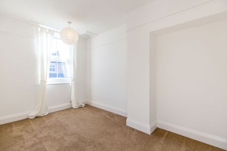 3 bedroom house to rent Clarence Road, Stony Stratford, Milton Keynes, MK11 - Photo 5