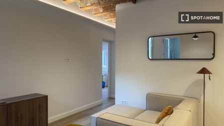 3 room luxury Apartment for rent in Madrid, Spain - Photo 2