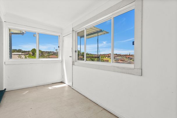 Power, Water and Lawns included in Rent! - Photo 1