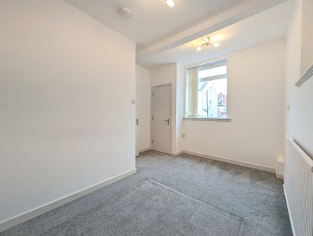 2 Bed Flat, Burns Street, NG7 - Photo 5
