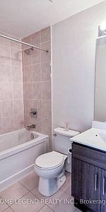 Yonge & Finch Bright +Spacious 2Bdrm Corner Unit Open Concept Kitchen - Photo 4