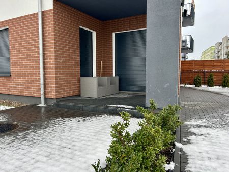 3-pokojowe mieszkanie do wynajęcia z ogródkiem - Zdjęcie 2