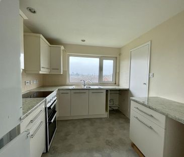 2 bedroom maisonette to rent - Photo 4