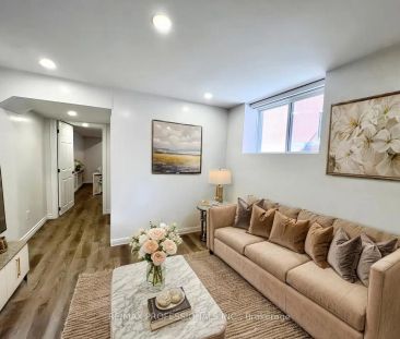 2046 Deer Park Road #Lower - Photo 5