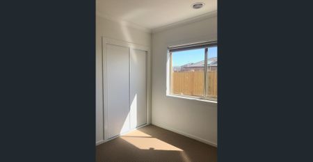 Delightful Family Entertainer! - Photo 2