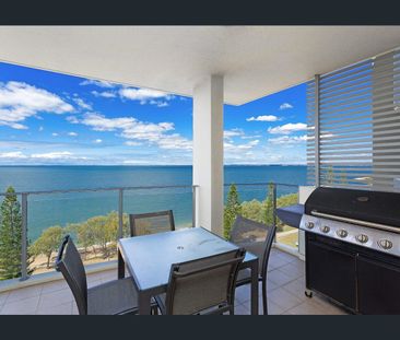 Stunning Waterfront Apartment with Unbeatable Views and Resort-Styl... - Photo 1