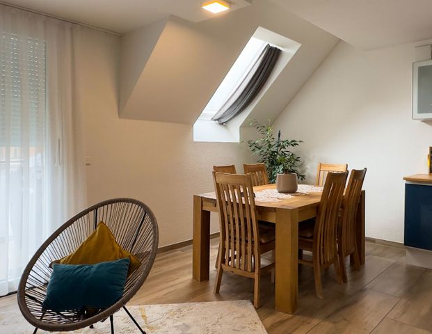 Komfortable 3-Zimmer-Wohnung mit Balkon, Aufzug und Garage - Foto 1