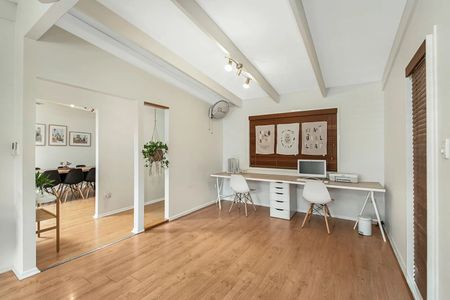 Spacious and Stylish Home For Family Living - Photo 4