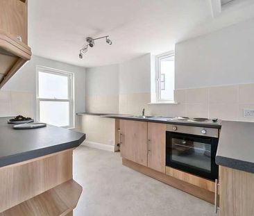 The Steyne, Bognor Regis, West Sussex, PO21 - Photo 4