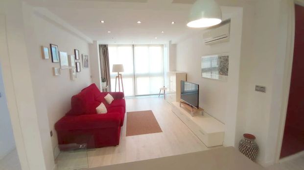 Piso de alquiler en Juan de Herrera, La Trinidad - Photo 1