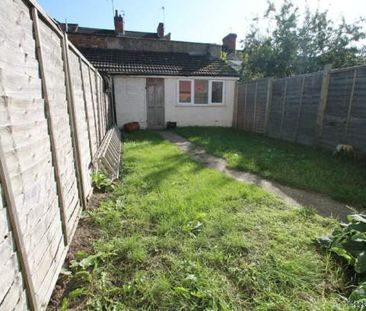 2 bedroom property to rent in Kettering - Photo 3