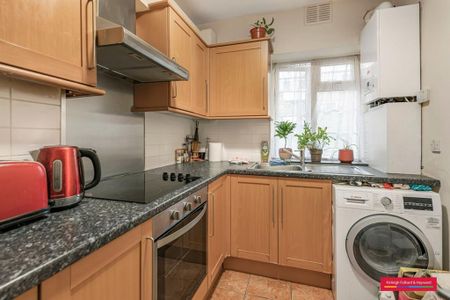 2 bedroom flat to rent - Photo 4