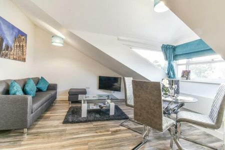 Windmill View Loft Apartment, 126 Acomb Road - Photo 2