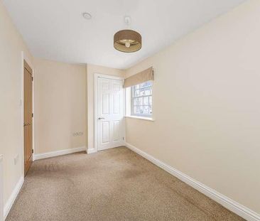 St. Edmunds Lane, Abingdon, OX14 - Photo 1