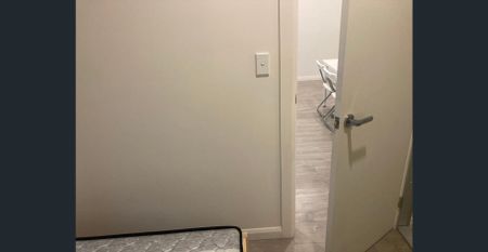 Fully Furnished-Super convenient & affordable 2B1B! Closed to Train & Supermarket & Restaurant & Bus station! - Photo 4