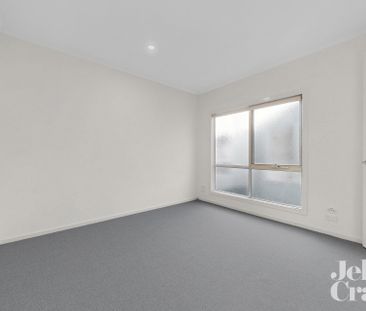 5B Maireana Street, Maribyrnong - Photo 3
