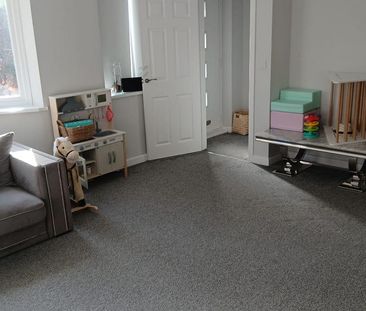 3 bedroom terraced house to rent - Photo 5