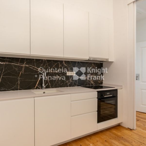 Apartamento T3+1 em Lisboa - Photo 1