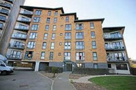1 Bed Flat, Gateway Court, IG2 - Photo 4