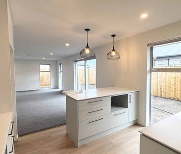 Sun-Soaked Rolleston Living - Photo 1