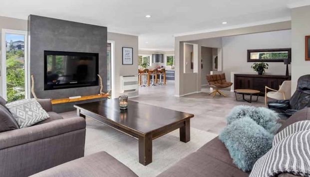 House with a view - Photo 1