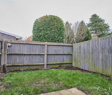 3 bedroom end of terrace house to rent - Photo 5