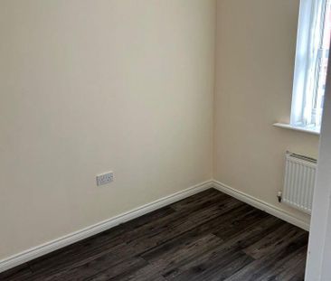 2 bedroom property to rent - Photo 3