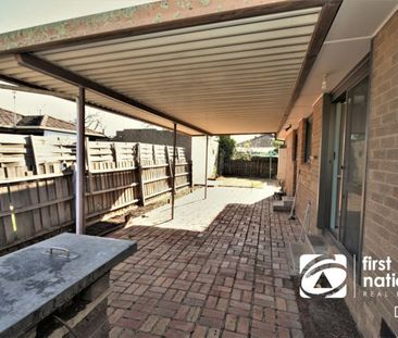 8 Meadowbank Court, 3021, Kings Park Vic - Photo 2