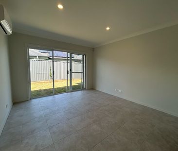 Modern & Cozy - Photo 1