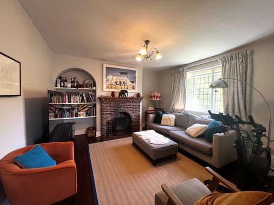 Urquhart Lane, Wallingford, Ipsden - Photo 1