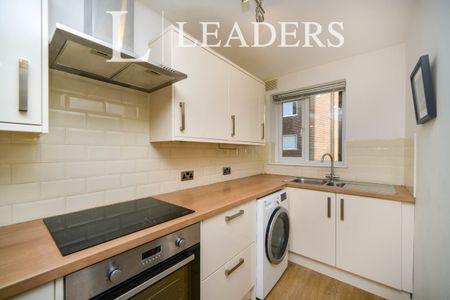 2 bedroom apartment to rent Glynde House, Palmeira Avenue, Hove, BN3 - Photo 3