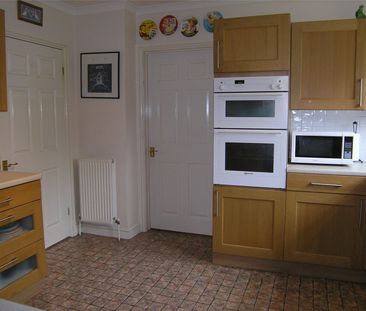 Partridge Close, Greinton, Bridgwater, Somerset, TA7 - Photo 5