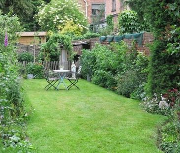 Uniek 1-slaapkamerappartement met prachtige tuin te huur in Brugge - Photo 3