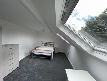 6 Bed Terraced House, Crookesmoor Road, S10 - Photo 4