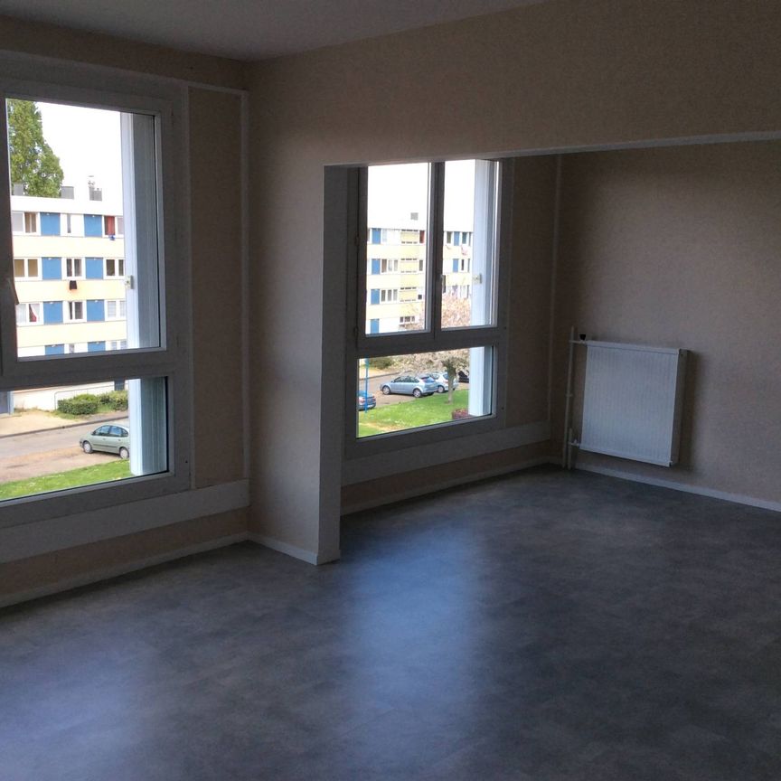 VERNEUIL D'AVRE ET D'ITON - T4 de 80 m² - Photo 2