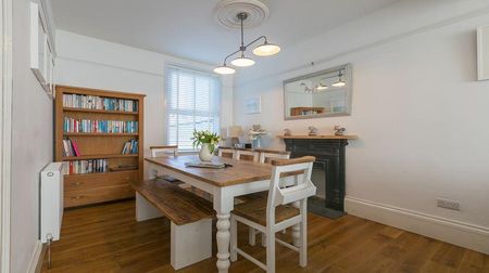 4 bedroom terraced house to rent - Photo 4