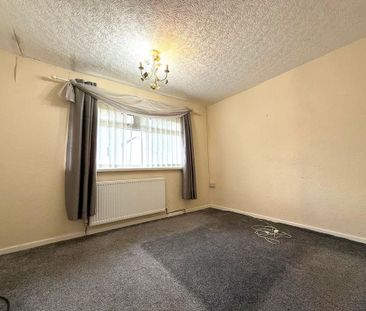 3 bedroom end of terrace house to rent - Photo 4