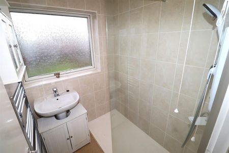 Humphrey Davy Road, Bedworth - Photo 2