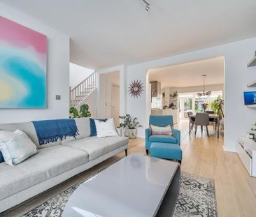 5 bedroom semi-detached house to rent - Photo 2