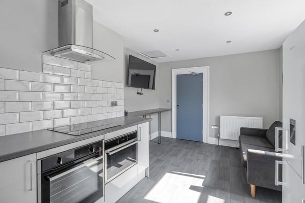 6 bedroom house share to rent - Photo 1