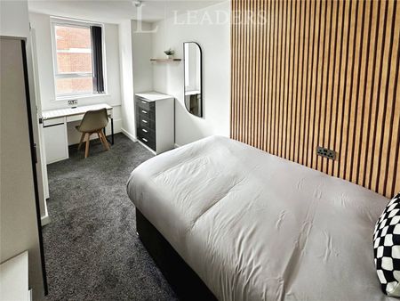 7 bedroom apartment to rent Princess House, 122 Queen Street, Sheffield, S1 - Photo 5