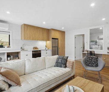Luxury Apartment - Photo 6