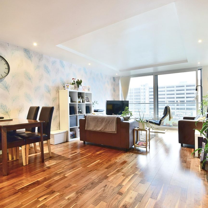 2 bedroom apartment to rent City Loft, 94 The Quays, Salford, M50 - Photo 1