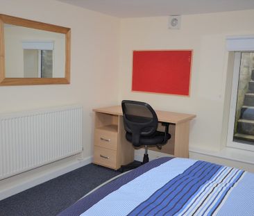 111, Broomspring Lane, Broomhall, Sheffield S10 2FD - Photo 5