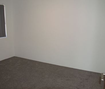 2/13 Mercury Street, Wollongong NSW 2500 - Apartment For Rent | Domain - Photo 5