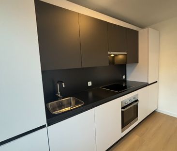 Lichtrijk gerenoveerd appartement in hartje Pelt - Foto 4